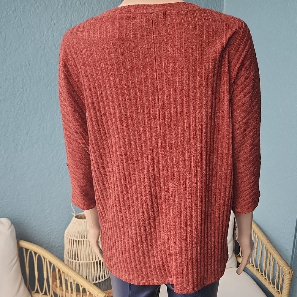 Rust Ribbed Button-Sleeve Knit Top - Women - Picture 5 of 5